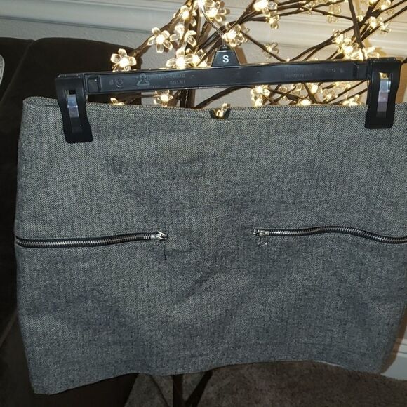 Zara Dresses & Skirts - Skirt by Zara grey size xs